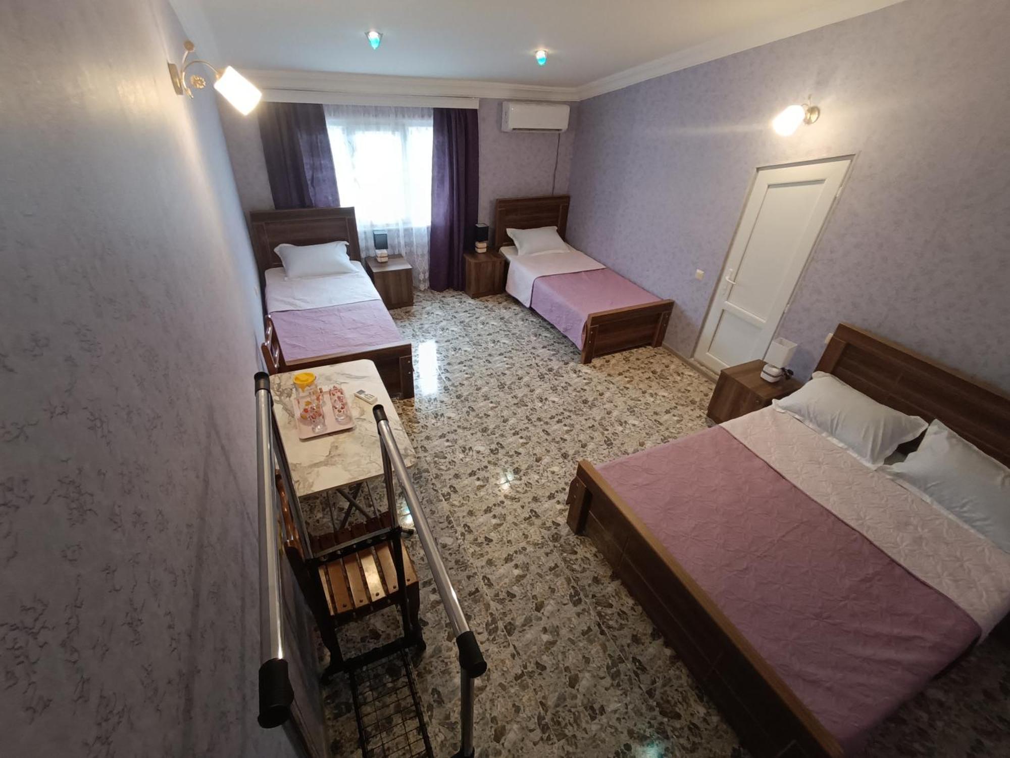 Light House Hotel Kutaisi Eksteriør billede
